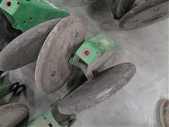 items/b1b168186d61ed11a76e0003fff9401b/johndeere7000-7100planterrearclosingwheelsqty12_f5fd6bfcabb7474783b1a51d4cb38839.jpg