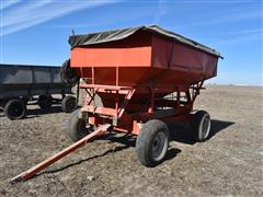 Gravity Wagon W/Hydraulic Auger 