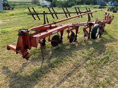 Allis-Chalmers 2000 5-Bottom Plow W/ Harrow 