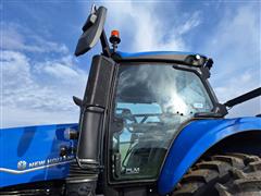 items/b1e857fdd6a94c969c2b2cab68d09150/2022newhollandt8.380mfwdtractor_566d018caa5642db820954d4d3cc8b99.jpg