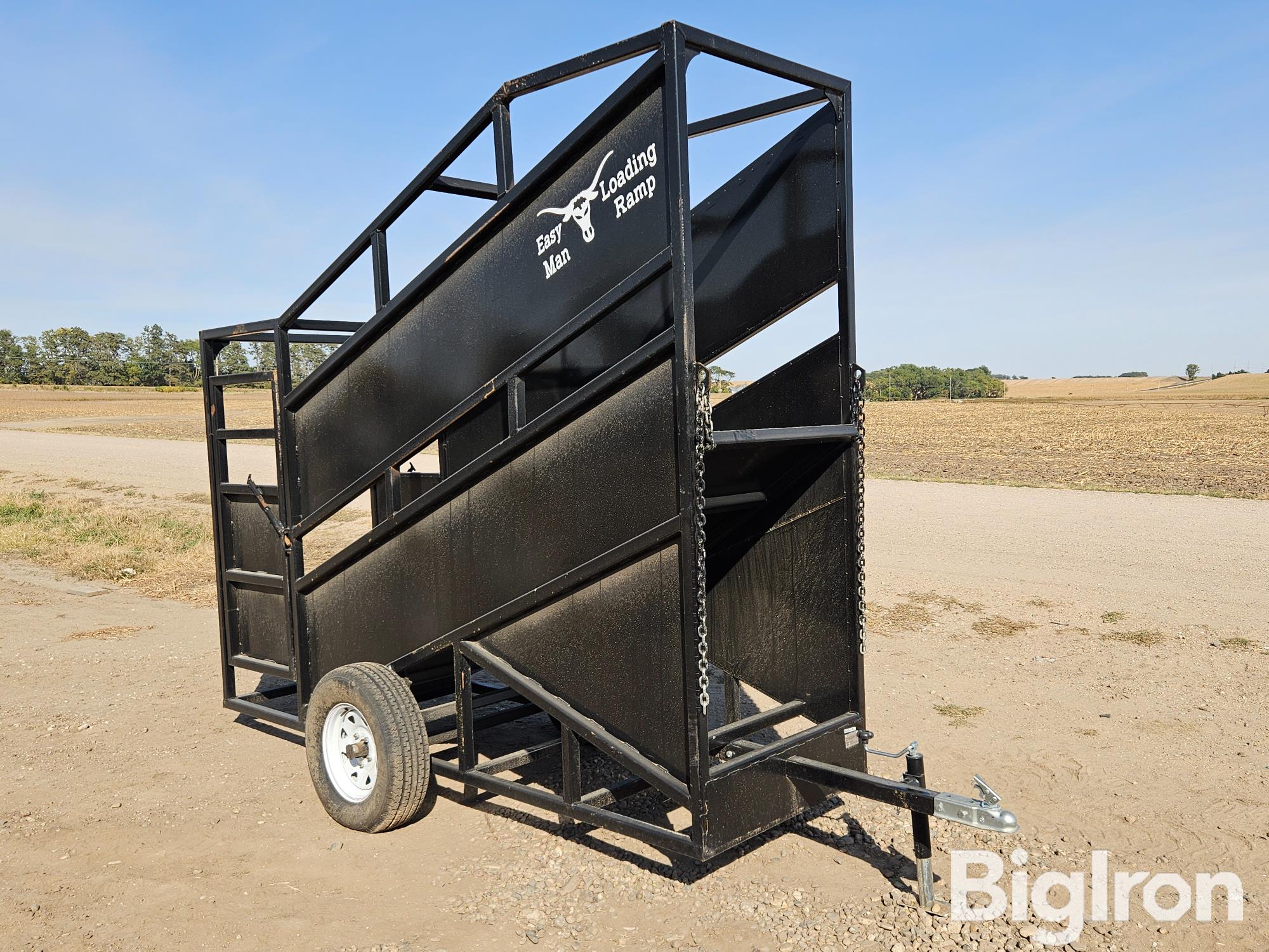 2024 Industrias America CLR9P Portable Cattle Chute 