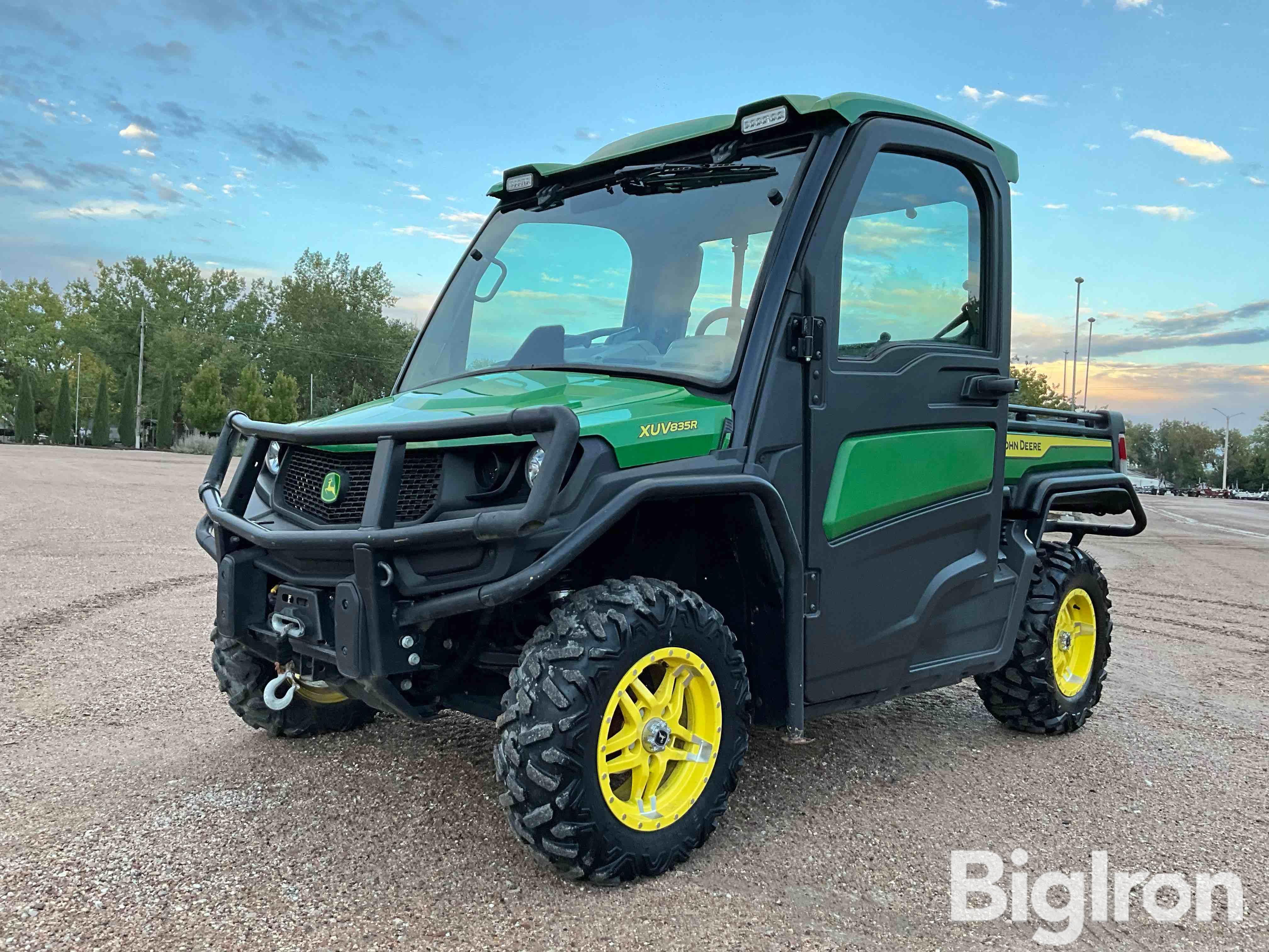 2022 John Deere XUV 835R Gator 4x4 UTV 