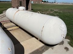 2000 American Welding & Tank 1000–Gal Propane Tank 