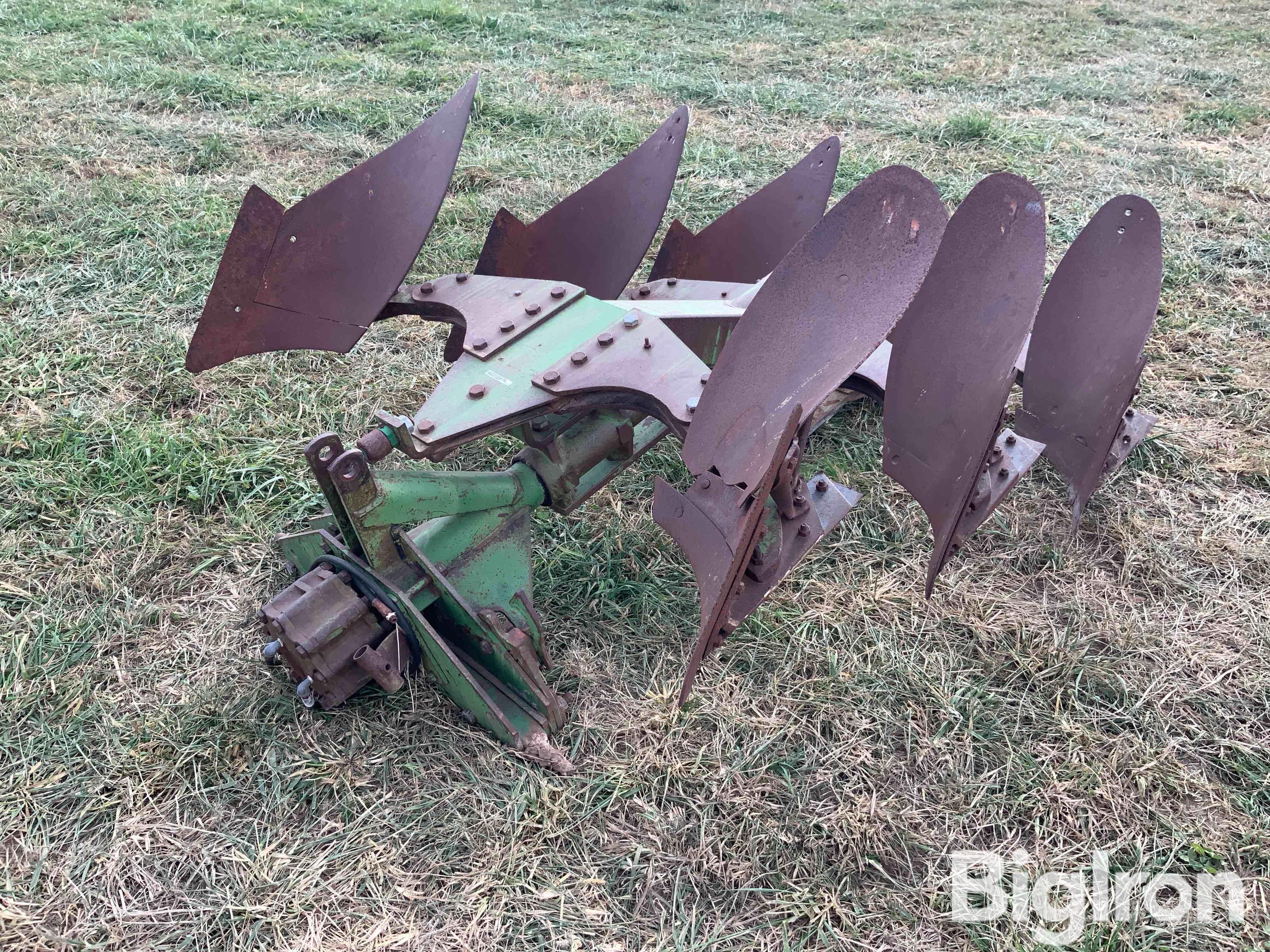 John Deere 3-Bottom Plow 