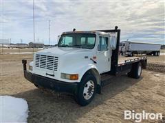 2001 International 4700 S/A Flatbed Truck 