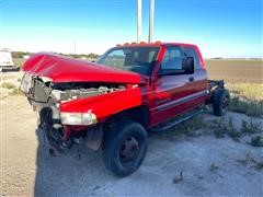 2001 Dodge RAM 3500 4x4 Extended Cab & Chassis 