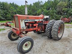 1964 Farmall 706 2WD Tractor W/Duals 