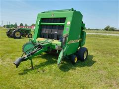 2001 John Deere 557 Round Baler 