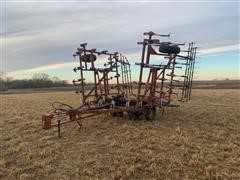 Wil-Rich Field Cultivator 