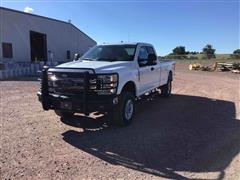 2017 Ford F350 XLT Super Duty 4x4 Extended Cab Pickup 