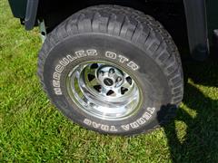 items/b3ec23858e40ef11b4ad0022488ff517/1993jeepyjwrangler_36edf8a6c92f4f22bb452c23a7da2b29.jpg