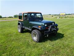 items/b3ec23858e40ef11b4ad0022488ff517/1993jeepyjwrangler_4313456be3914dbf977d2a0016d337db.jpg