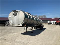 1975 Trail Masters T/A Tanker Trailer 