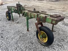 John Deere Planter Tool Bar 