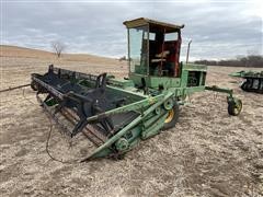 John Deere 2320 Self-Propelled Swather 