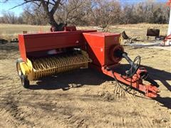 New Holland 575 Small Square Baler 