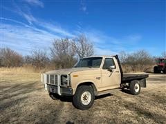 1985 Ford F250 4x4 Flatbed Pickup 