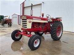 Farmall 560 2WD Row-Crop Tractor 