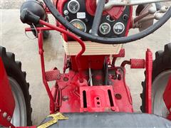 items/b5185ed8979aed119ac40003fff922e3/farmall5602wdtractor-9_b3dd8614c5a349b4a799e7f01d4b682a.jpg