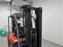 items/b543fc0a0702ee11a81c6045bd4ccc74/toyotazfbehu18electricforklift_ca7d16097be54b36b36956368674039d.jpg