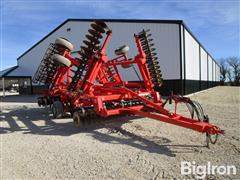 2013 KUHN Krause Excelerator 8000 30' Vertical Till 