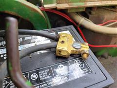 items/b59c2c2696d8ed11a81c6045bd4cc723/johndeere50102wdtractor_a5d588bbc60a4ac7a0484c6d3188413d.jpg