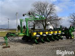 2010 John Deere 1770NT MaxEmerge Plus 16R30" Planter 