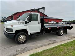 2008 GMC C5500 2WD Flatbed Truck 