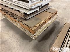 items/b5e2575db026f0119d470022489090e9/lozier-display-shelving_05253fc0974e4d2fb535114054584773.jpg