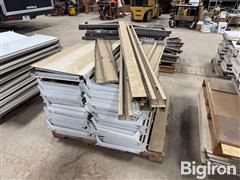 items/b5e2575db026f0119d470022489090e9/lozier-display-shelving_42a77d1a33f346da924c15f84826e357.jpg
