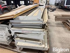 items/b5e2575db026f0119d470022489090e9/lozier-display-shelving_7b6e7e8dfd8341a7b4cb9c4970f934d9.jpg