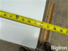 items/b5e2575db026f0119d470022489090e9/lozier-display-shelving_d6f5c253577b4ceca763c7e33570179a.jpg