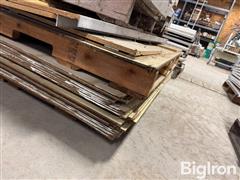items/b5e2575db026f0119d470022489090e9/lozier-display-shelving_f1633198f86741308c3fcab5ecfbaadf.jpg
