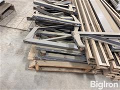 items/b5e2575db026f0119d470022489090e9/lozier-display-shelving_fae870338bd44665893e2165b45149b4.jpg