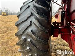 items/b5fad356f6ddef11b5427c1e522b8388/1986caseih16404x4combine_22b0b7a66ea043ebb42b2dad89c94876.jpg