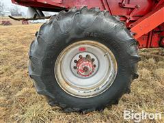 items/b5fad356f6ddef11b5427c1e522b8388/1986caseih16404x4combine_82eda0023e5c40439820f4d9dd8504c0.jpg