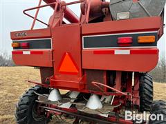 items/b5fad356f6ddef11b5427c1e522b8388/1986caseih16404x4combine_9283421df942411ea14b25234aa838cd.jpg