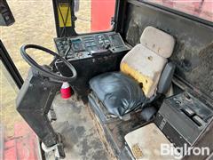 items/b5fad356f6ddef11b5427c1e522b8388/1986caseih16404x4combine_e641e479f4874a128d59556c702e80ab.jpg