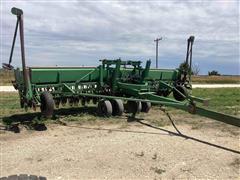 1988 Great Plains Solid Stand 24' Drill 