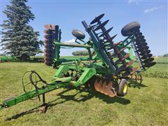 John Deere 630 Tandem Disk 