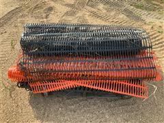 items/b631fbd80806ec11b76a0003fff9404f/plasticsnowfence_496679ddeae14f4995f01f0291d4e8ee.jpg