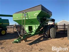 Brent 774 Grain Cart 