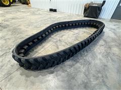 items/b64c4912aebeee1192bc0022488ff517/johndeere8rt16track_5d79116ce63b483d845c539c6636606d.jpg