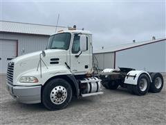 2006 Mack Vision CXN613 T/A Day Cab Truck Tractor 