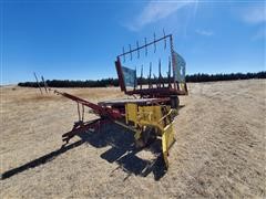 New Holland 1033 Pull-Type Bale Wagon 