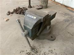 Bench Vise 