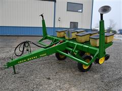 John Deere 7000 4R30" Planter 