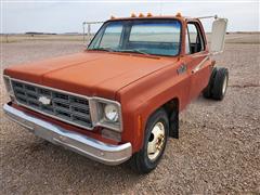 1977 Chevrolet C30 Custom Deluxe 2WD Cab & Chassis 