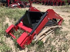 Mahindra 9125CL Front Loader w/ 92" Bucket 