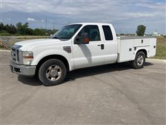 2010 Ford F250 XLT Super Duty 2WD Extended Cab Utility Truck 